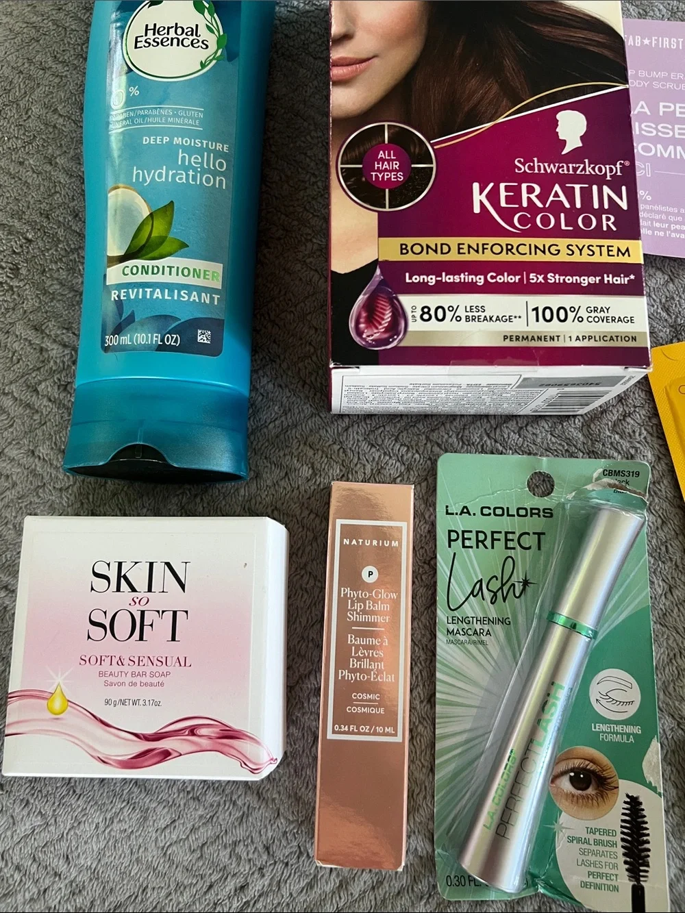 NWT Bundle of Assorted Beauty Products Naturium Good Molecules Herbal Essence
